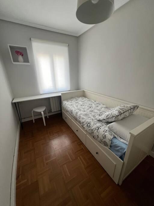Piso Acogedor Cerca Del Centro. Lägenhet Burgo Exteriör bild
